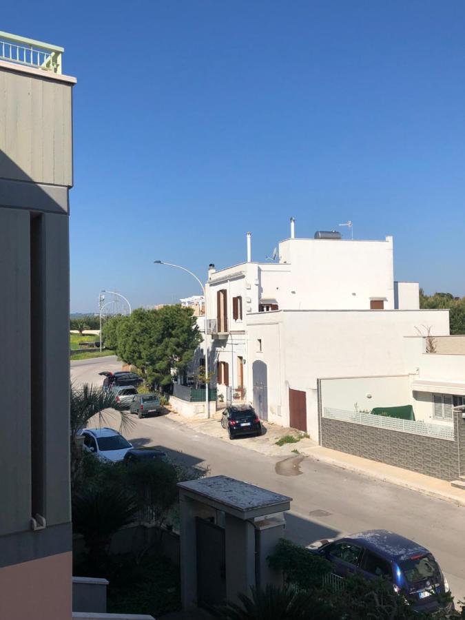 B&B Smile Monopoli Buitenkant foto